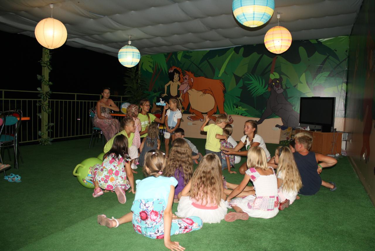 Green Hotel-Club ซาโตกา ภายนอก รูปภาพ